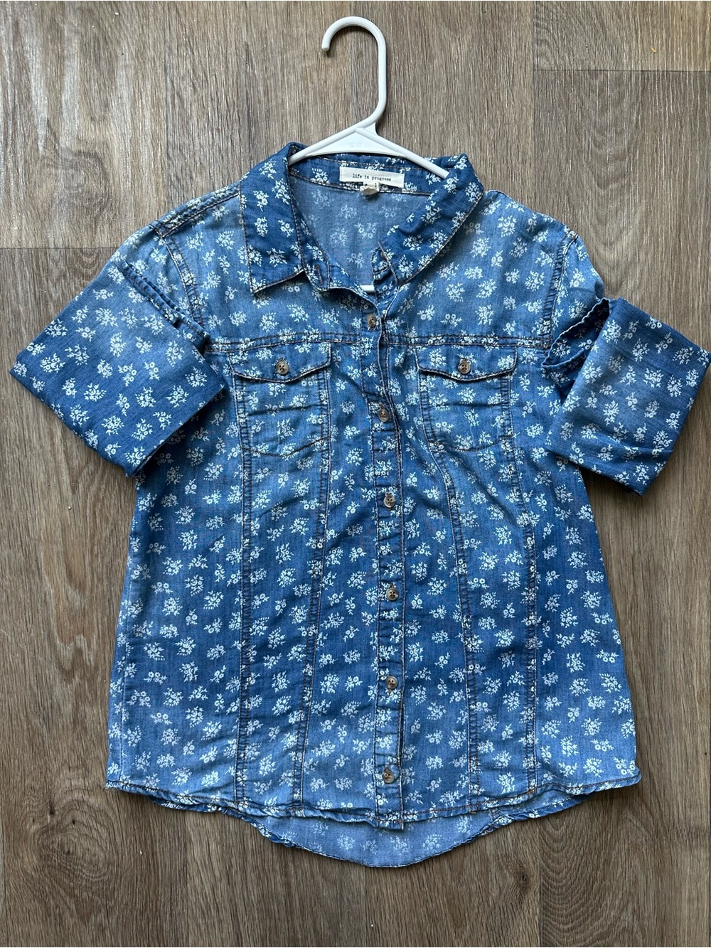 life in progress Blue Floral Print Denim Button Up Shirt Top Size S Long Sleeve